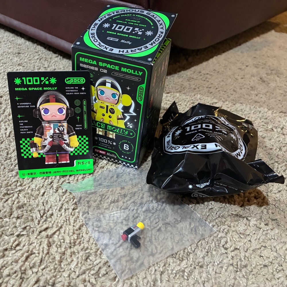 POP MART Mega Space Molly 100% Series 2 Jean-Michel Basquiat Confirmed Figure